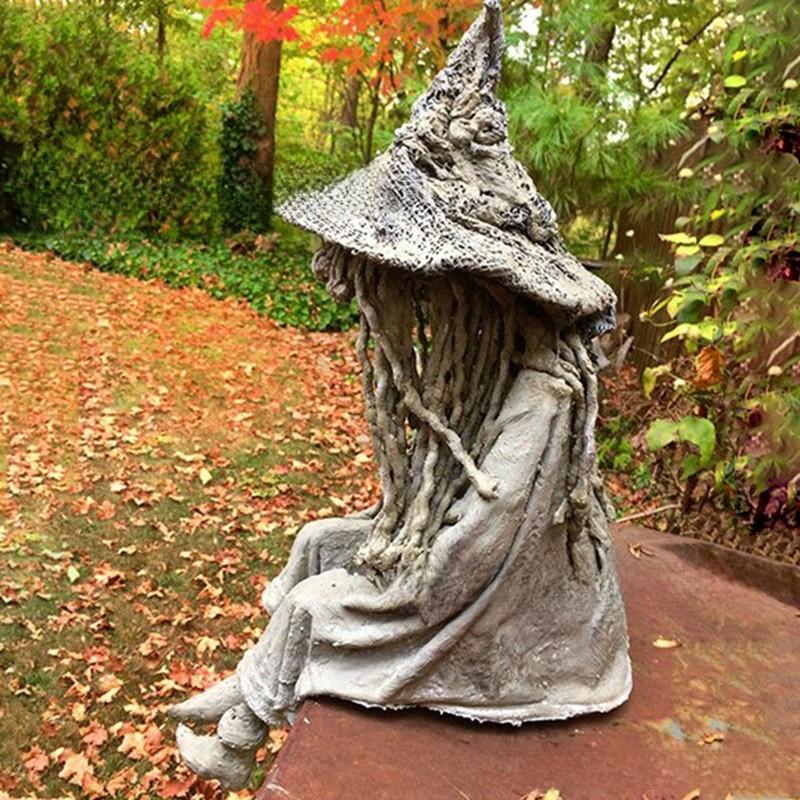Halloween Resin Witch Solar Garden Light With Decorative Sculpture For Holiday Outdoor Decor серый