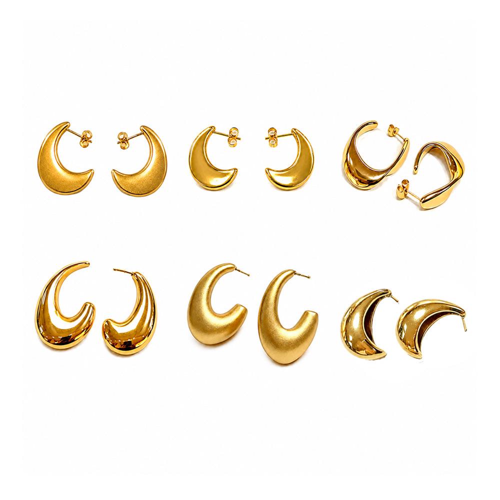 Elegant Crescent Moon Stainless Steel Earrings: Fashionable, Trendy Personalized Ear Studs with a High-End Feel.