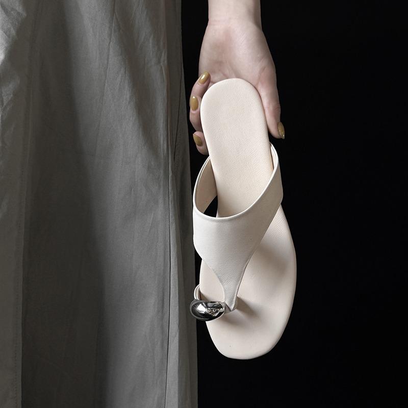 Fashion 2025Outdoor Flip Flop Summer Clip Toe Women Slippers Concise Soft Sole Fats Beach Vacation Slide Shoes Ladies' Comfortable Shoes