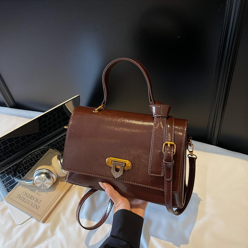 High-end Buckle Women's Crossbody Bags Fashion Black Casual Square Traveling Handbags Trendy Large Capacity PU Shoulder Pack