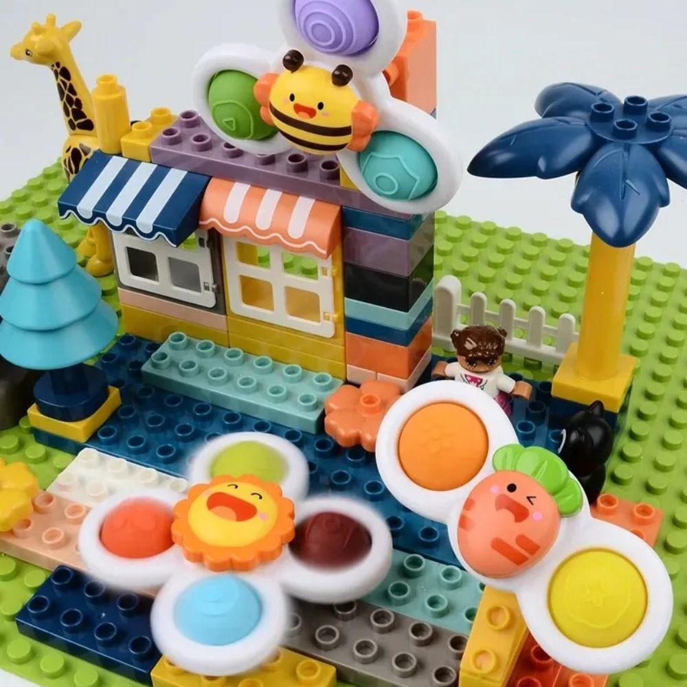 Rotating Function Water Playing Toy Suction Cup Base Montessori Toy  Early Education