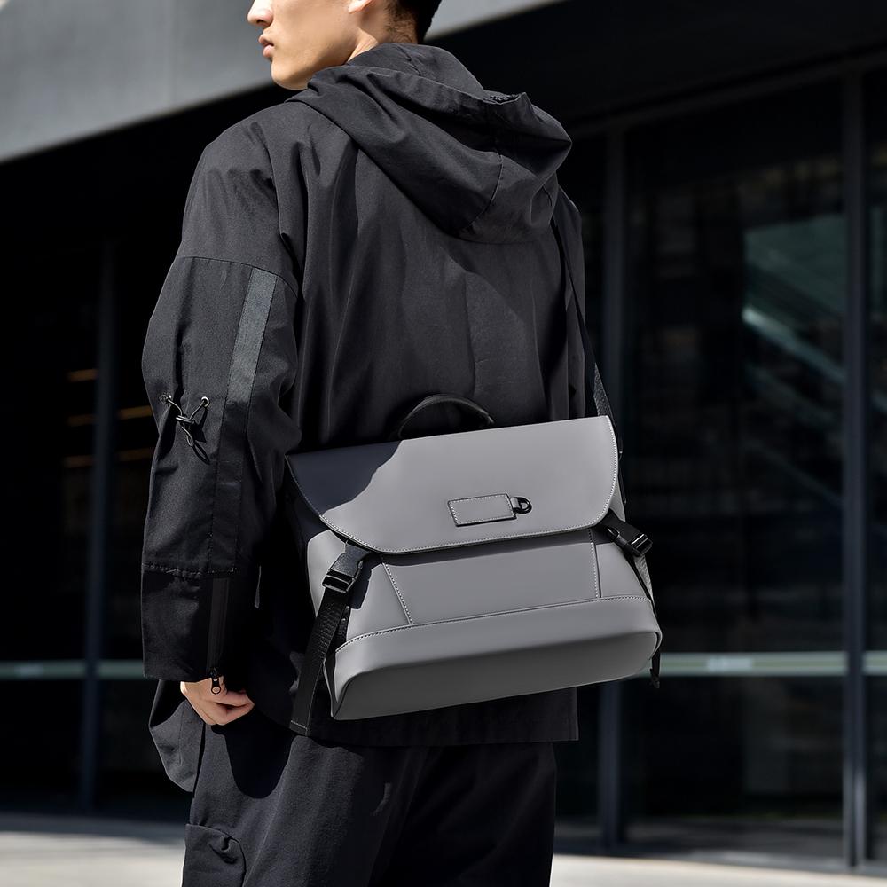 Men's Crossbody Bag One-shoulder Messenger Bag Travel Backpack Portable Business Bag