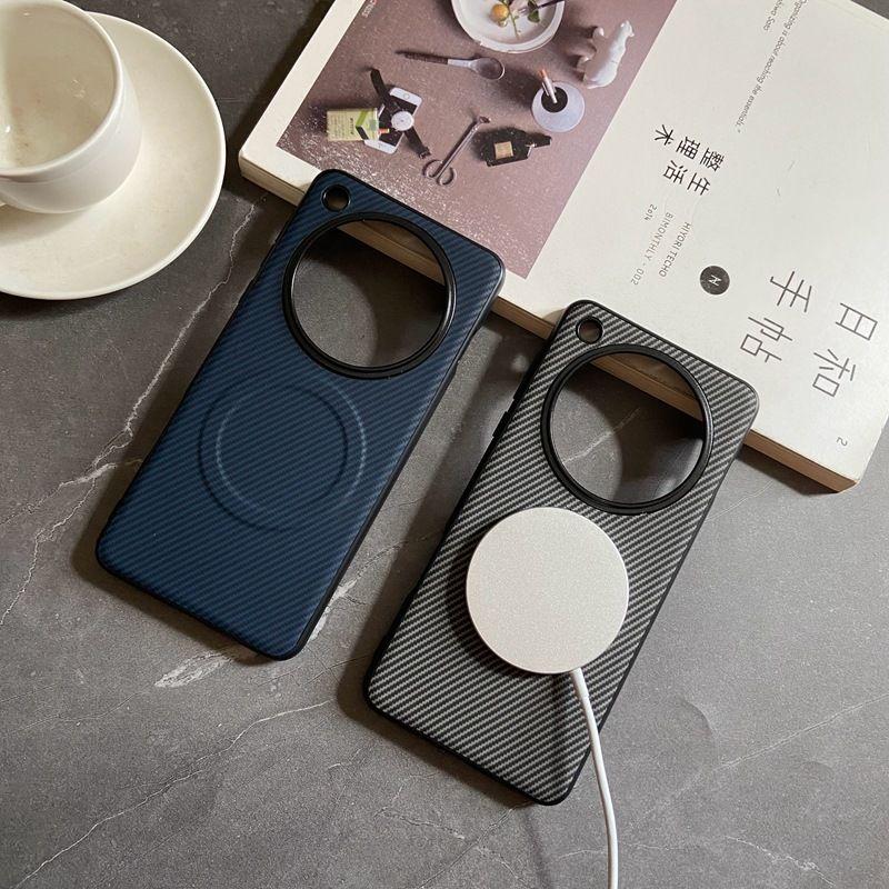 For OnePlus 13 12 Case Soft Silicone Carbon Fiber Magnetic Protective Back Cover Case For OnePlus 13 12 11 1+13 Full Cover Shell