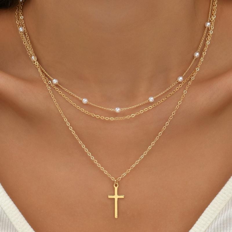 Women's Faux Pearl & Cross Pendant Necklace (Random Pearl Quantity)