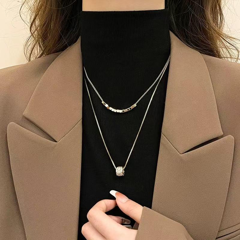Double Layered Necklace for Women - 2026 Light Luxury Sweater Chain, Autumn & Winter Accessory