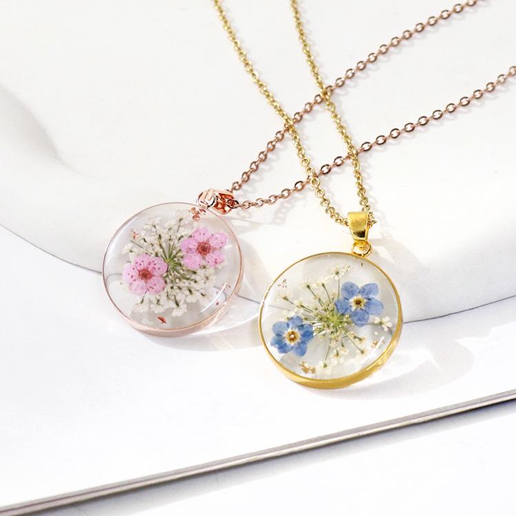 Ivy Rose Gold Forget-Me-Not Pendant Real Dried Flower Jewelry Transparent Resin Crafts Premium Necklace