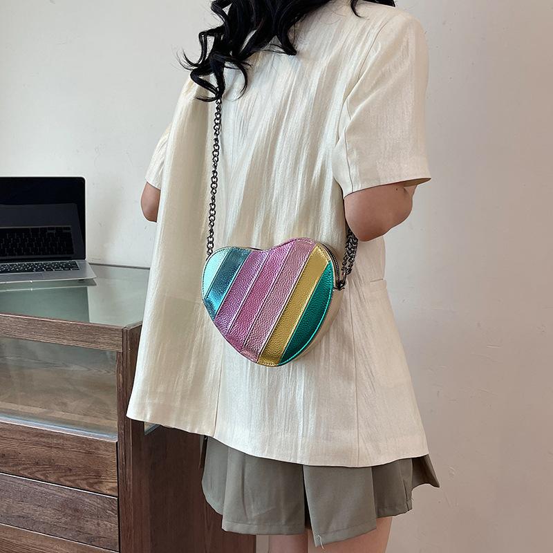 Women bgas bag 2025 new Korean version of fashion contrasting shoulder bag ins Internet celebrity messenger love bag pu