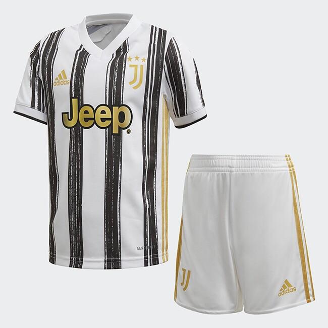 

Детский футбольный костюм Adidas JUVE H MINI Juventus с коротким рукавом для юных фанатов 92