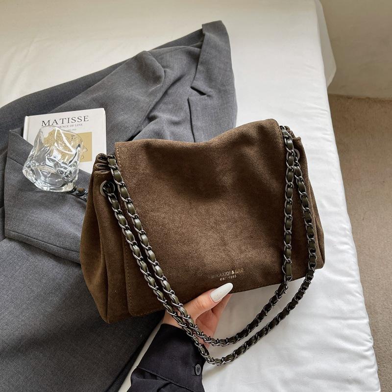 დიდი ტევადობის ჩანთა ქალის ჯაჭვი ზაფხულის მოდის ტოუტ ჩანთა მაღალი გარეგნობის დონე ერთ მხარზე გადასაკიდი ჩანთა