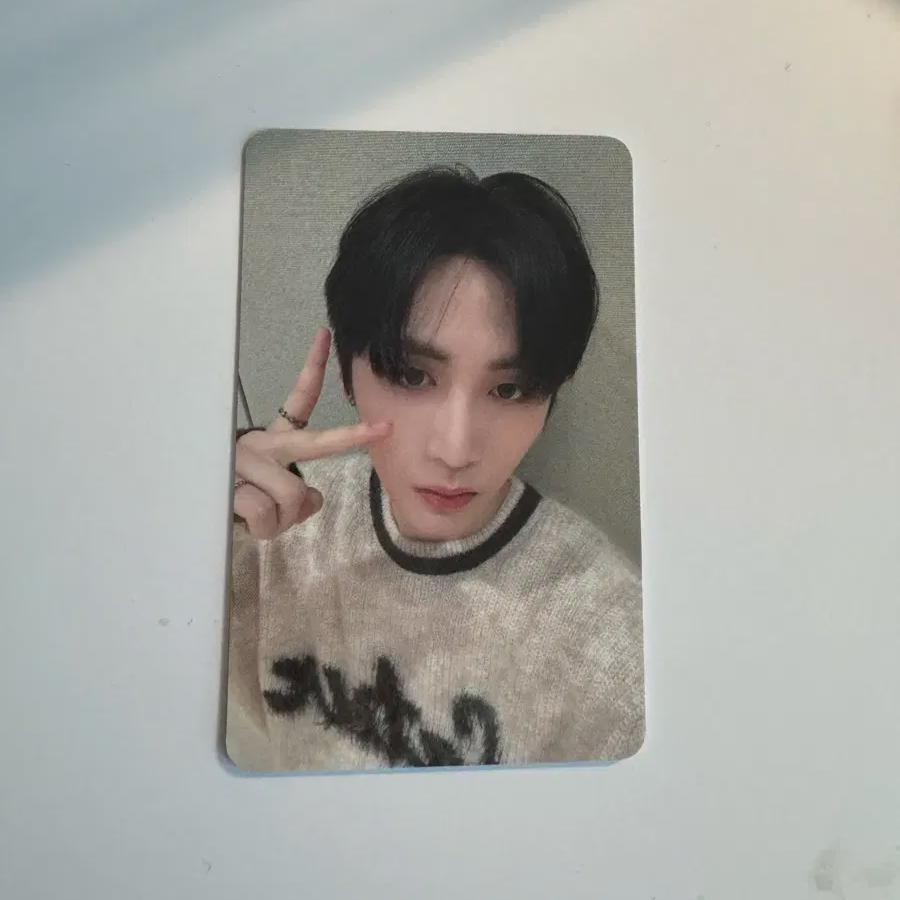 

Taesan One Door Grand Opening Event Photocard | Bonec Door Next Door Poca Taisan