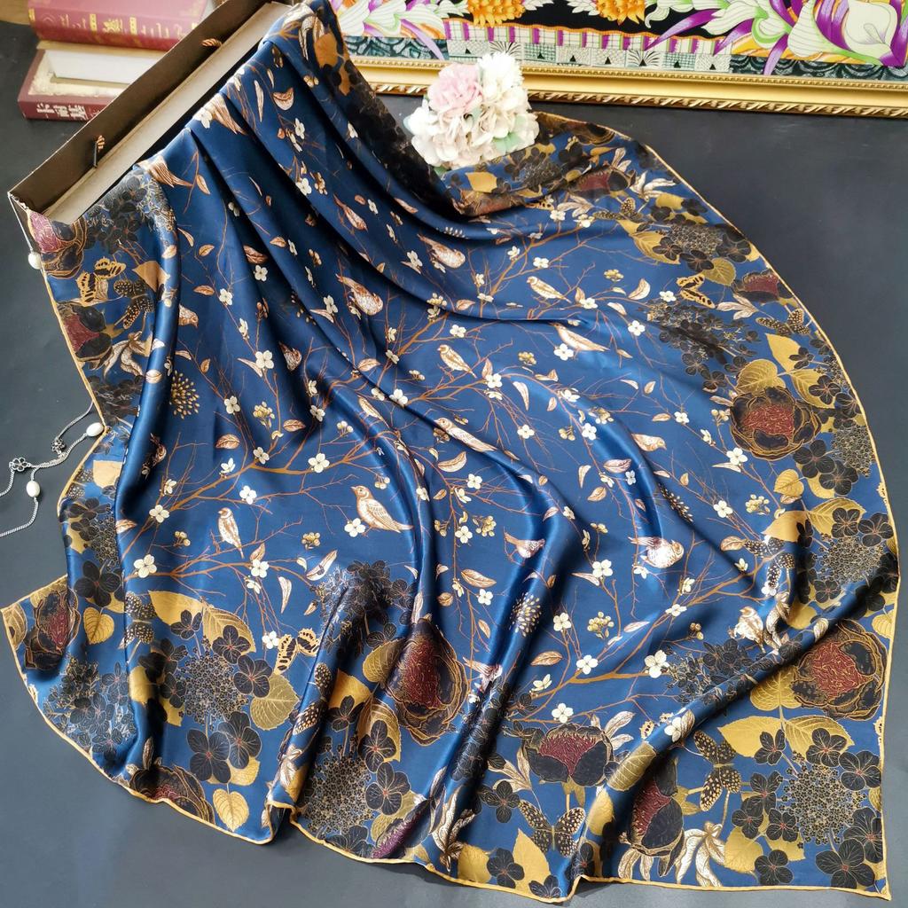Low-key stunning Hangzhou silk mulberry silk scarf retro gray-blue printed silk scarf square shawl