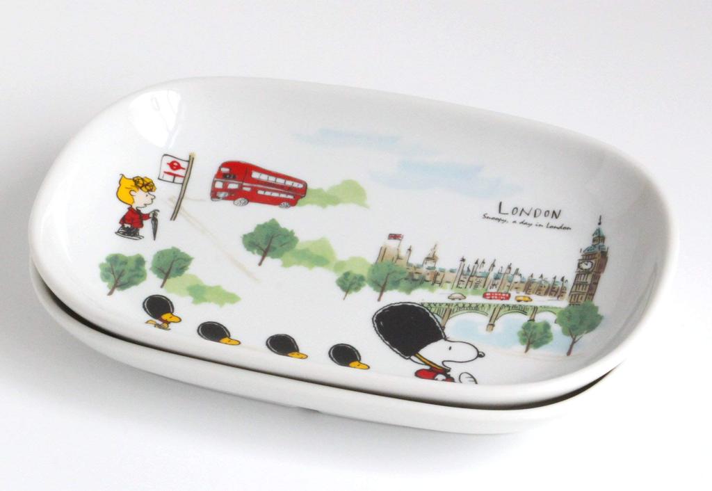 Snoopy Oval London Set of 2 3870060 Plates, & Paris, Designs,