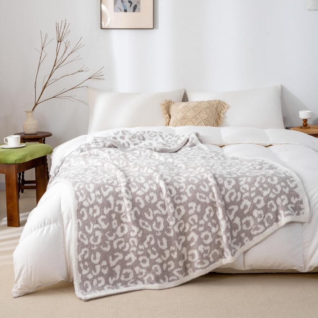 Mokoya Stylish Large Fluffy Summer Blanket, Single Size, Cute Leopard Print, Reversible, Throw Blanket, Knee Blanket, Gift (Gray, 130x180cm)