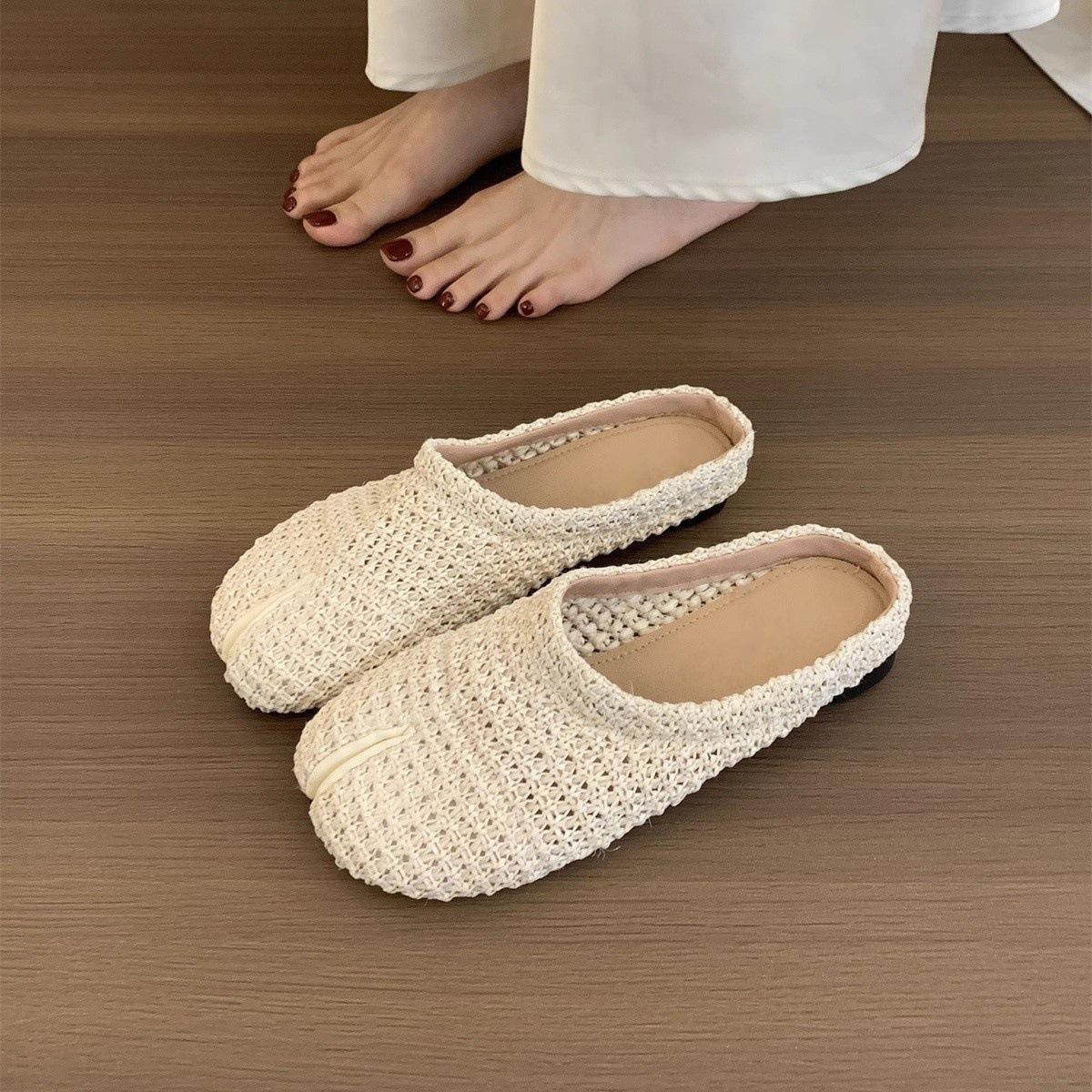 

Niche design sense breathable woven bag head half slippers women s summer wear split-toed pig s trotters sandals soft flat-soled Muller shoes 35