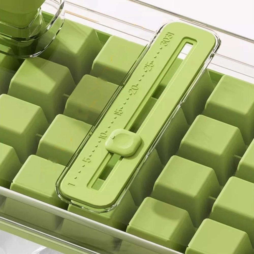Durable 28/56 Grids Ice Cube Mold Large Capacity with Easy-press Lid Ice Cube Machine Reusable Food-grade Ice Cube Maker