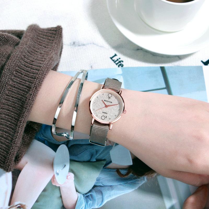Temperament Small Canvas Strap Girls' Watches Cute Junior High School Girls Simple Retro Style Casual Watches