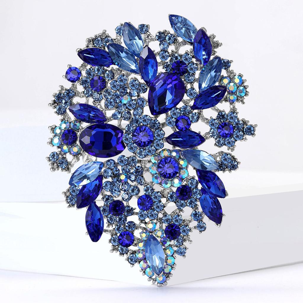 Crystal Glass Brooch for Women Rhinestone Pins Friends Party Gifts Banquet Jewellery Accessories