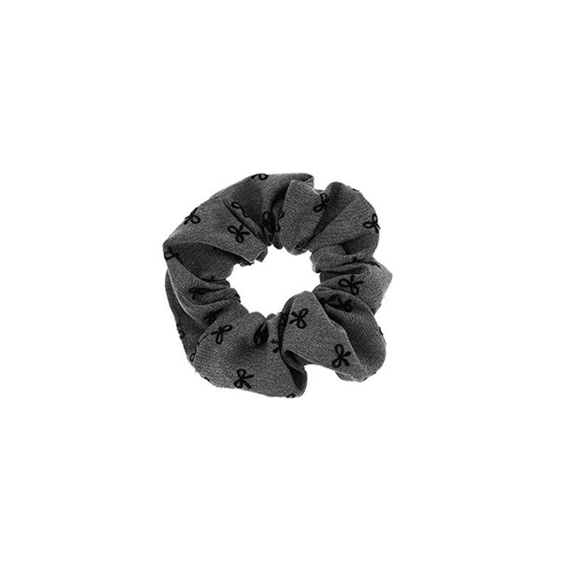 Alleskombinierbares graues Haargummi mit Schleife und Polka Dots