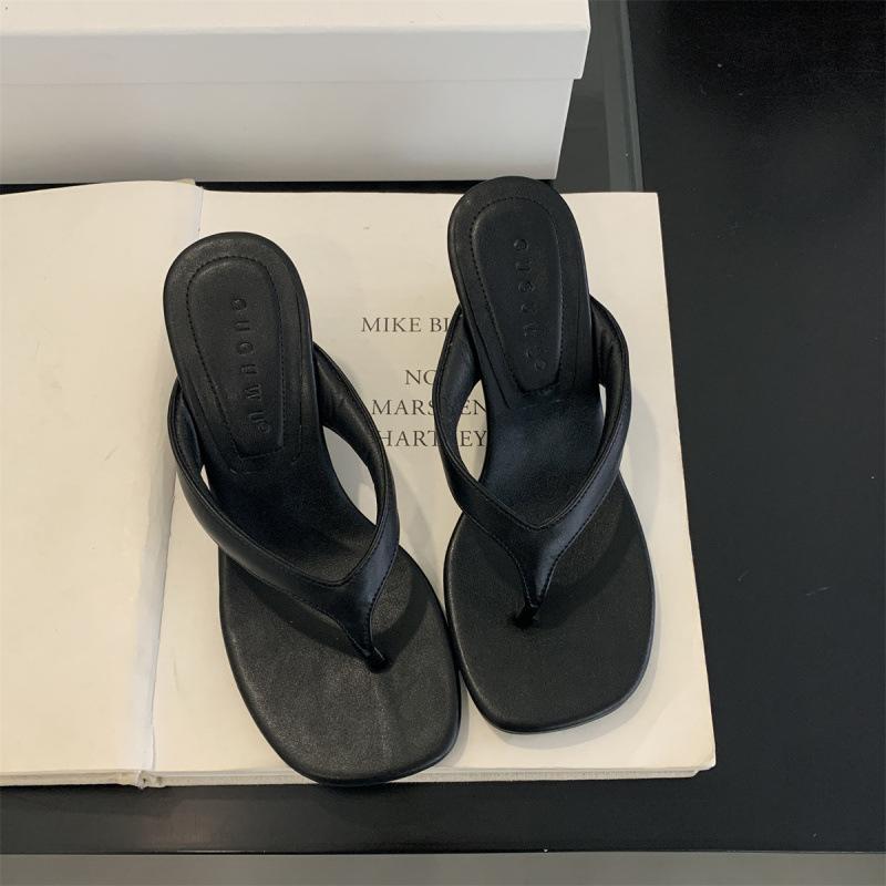 

2025 spring and summer new round head slope heel pinch slippers thick sole medium heel beach wear flip-flops sandals half drag women 39