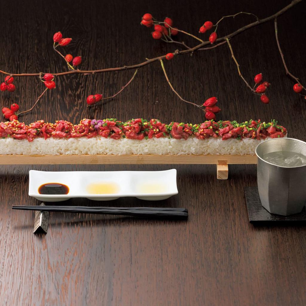 Hinoki Pressed Sushi Maker That Allows You To Cut Neatly Without Losing Its 21 X X Height Made In Comes with a Cutting Convenient for Professionals