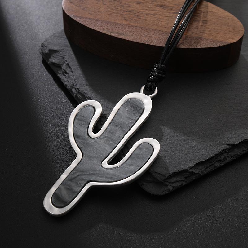 Women'S Fashion Versatile Long Necklace Cactus Metal Premium Sweater Chain