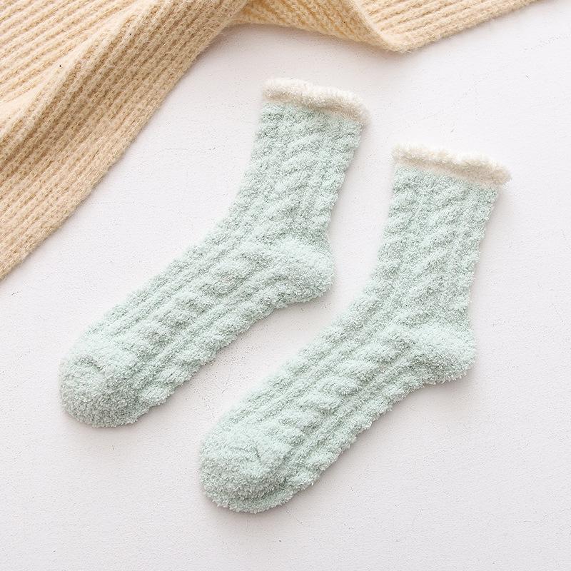 Kadın Mercan Polar Uzun Konçlu Çoraplar - Sonbahar & Kış Uyku ve Konforu için Kalın, Sıcak Orta Konçlu.