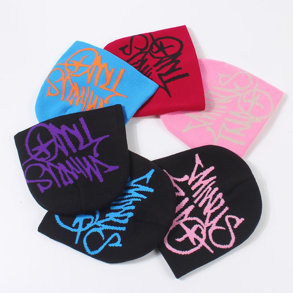 New Arrival Letter Print Knitted Hat Women Star Embroidery Warm Ear Protection Beanie Men