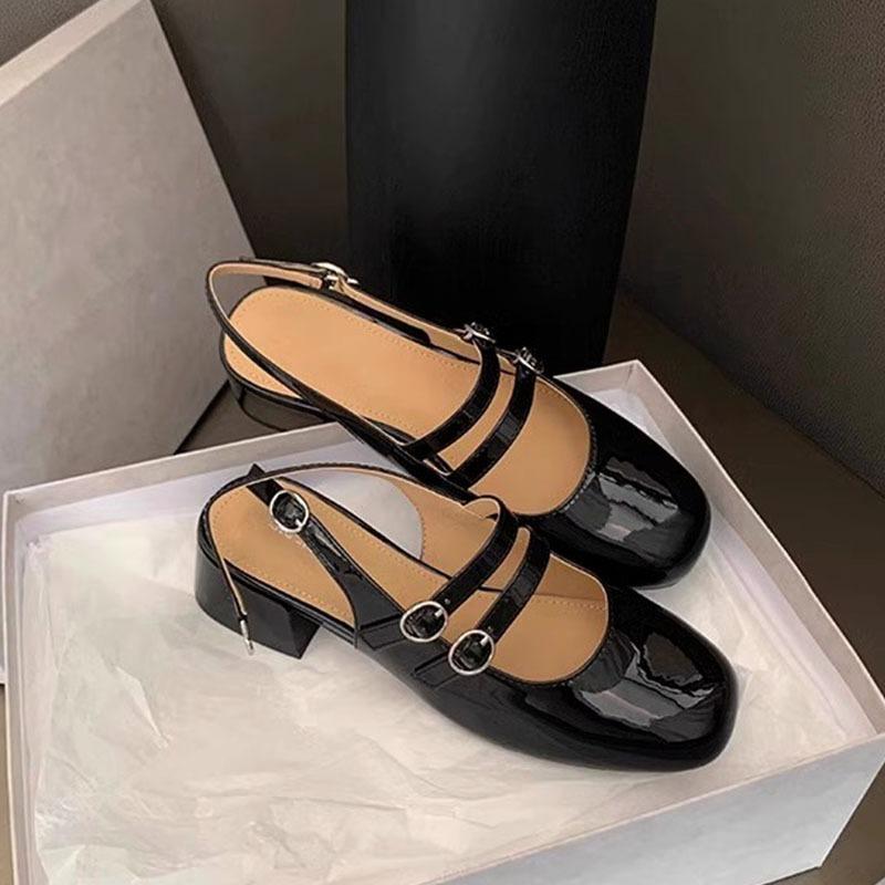 Baotou Sandals Women's New Summer Mid-heel Square Head Thick Heel Retro Red Wedding Shoes Mary Jane Single Shoes