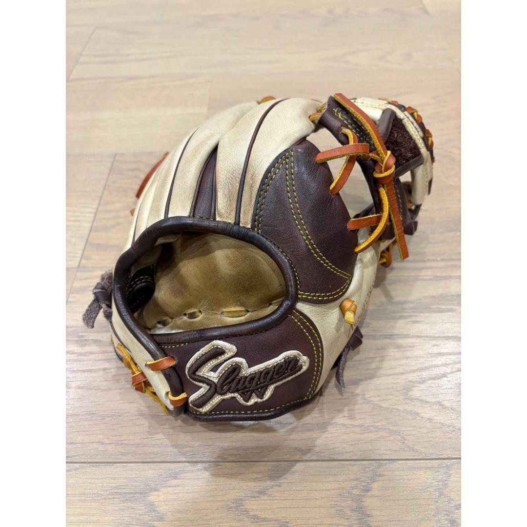 Used [Ready to use] Slugger general soft gloves
