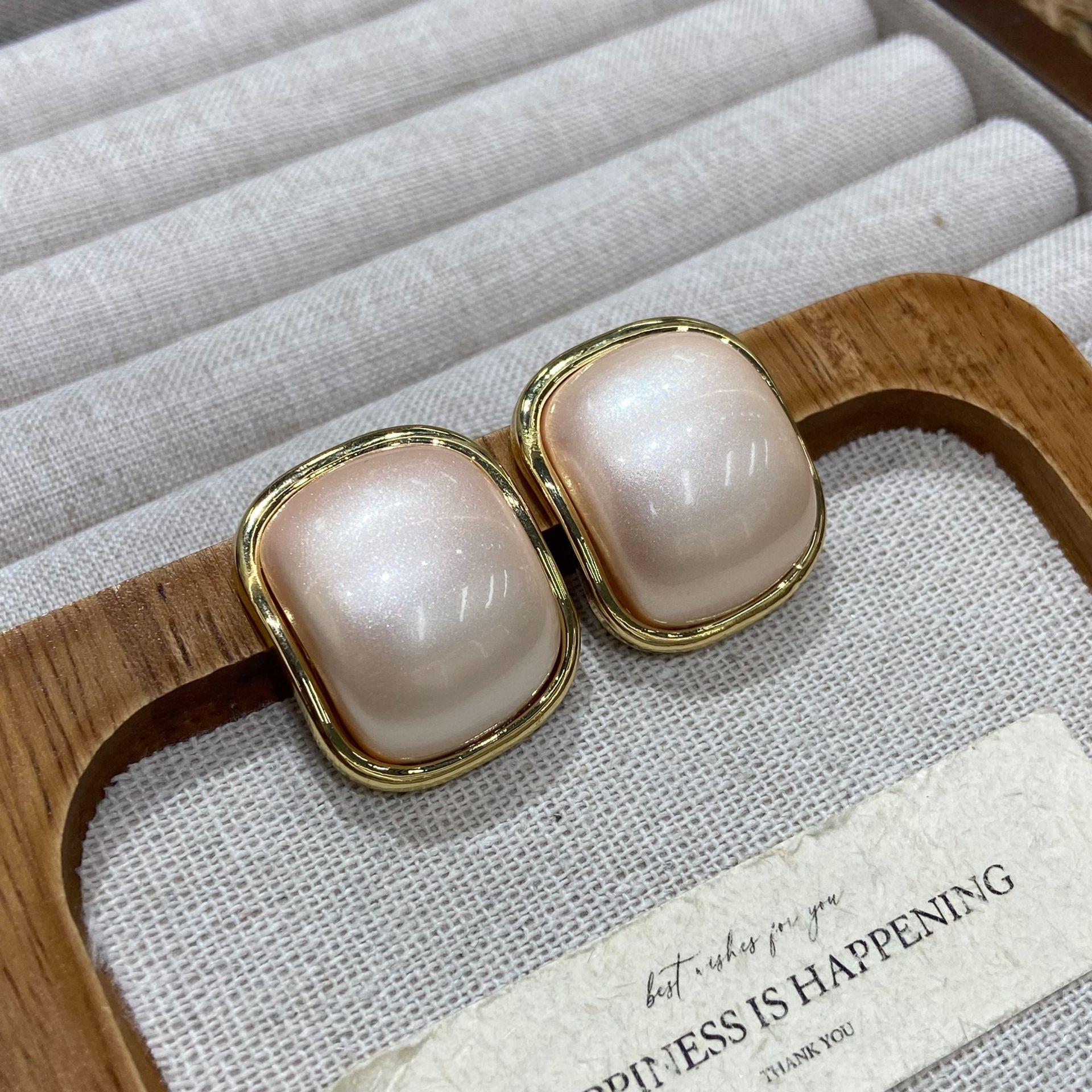 

Sweet Simple Square Sugar Cube Earrings Versatile Macron Candy Color Square Resin Earrings Women