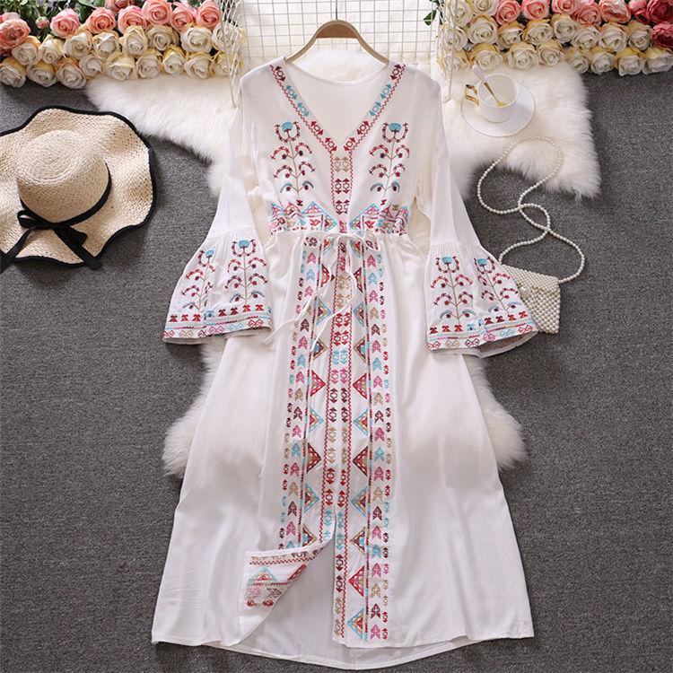 National Style Elegant One Piece Dress Women Embroidery Flower