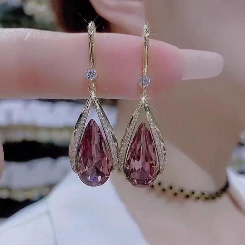 European and American Atmosphere Retro Light Luxury Atmosphere Retro Flash Diamond Blue Earrings Hong Kong Style Gentle New 