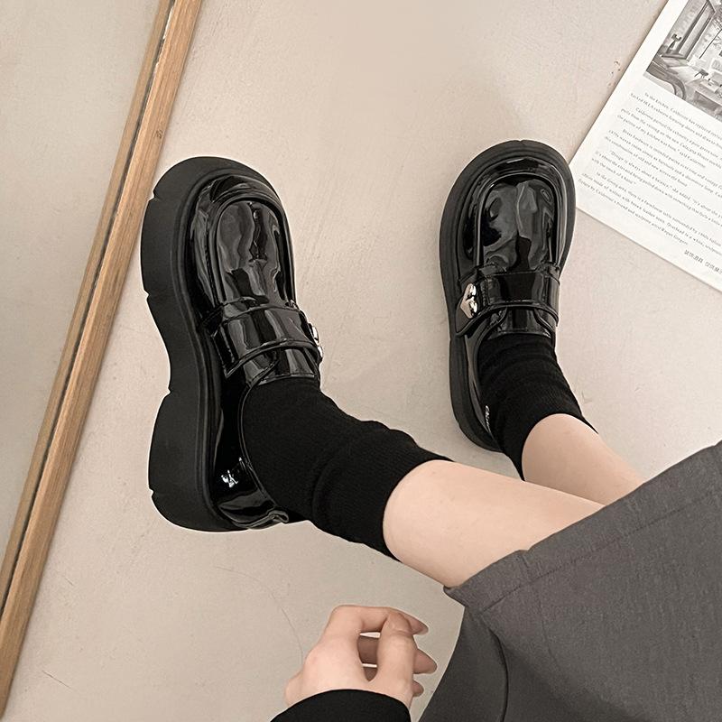 Black Muffin Platform Small Leather Shoes Women's 2024 Autumn New French Velcro Heightening Mary Jane Love Single Shoes