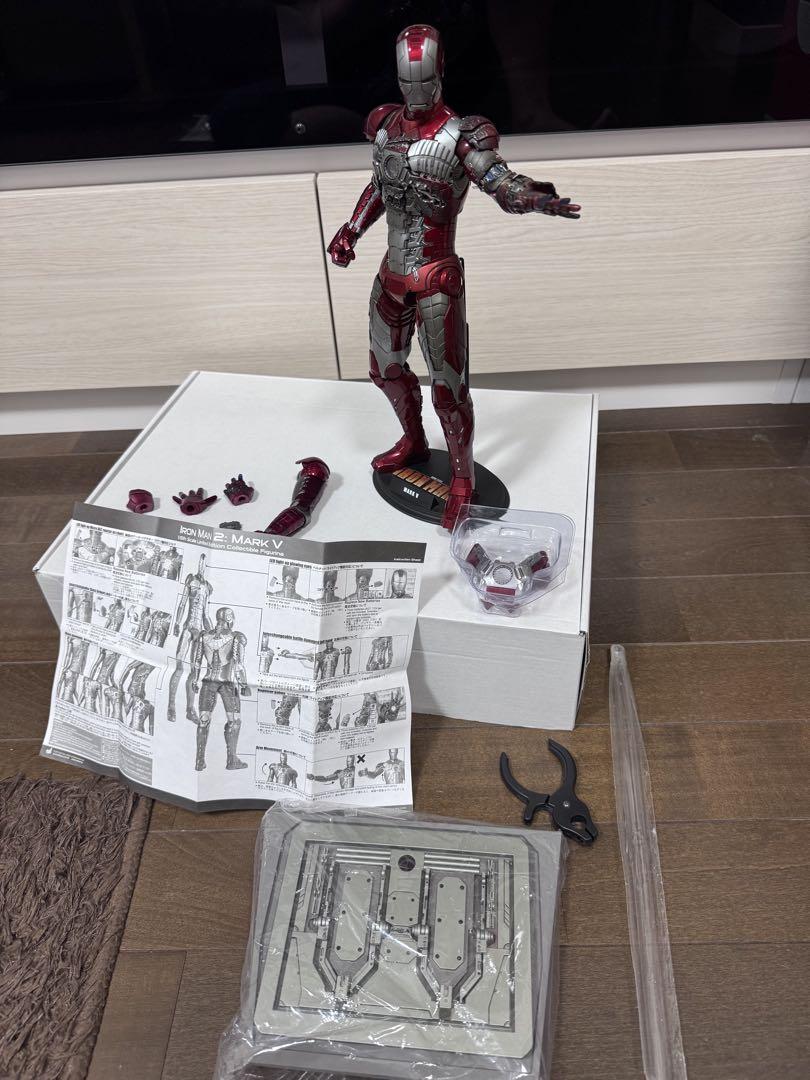 

[USED] Hot Toys Iron Man Mark 5 Movie Masterpiece