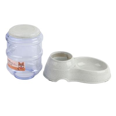 Cani – Distributori di cibo e acqua per gatti