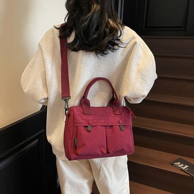 Dámské kabelky – Tašky přes rameno