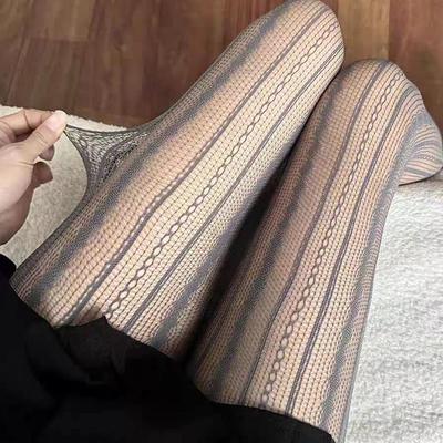 Retro Diamant Netzstrumpfhose: Vertikalstreifen & Sexy Hohlmuster-Design