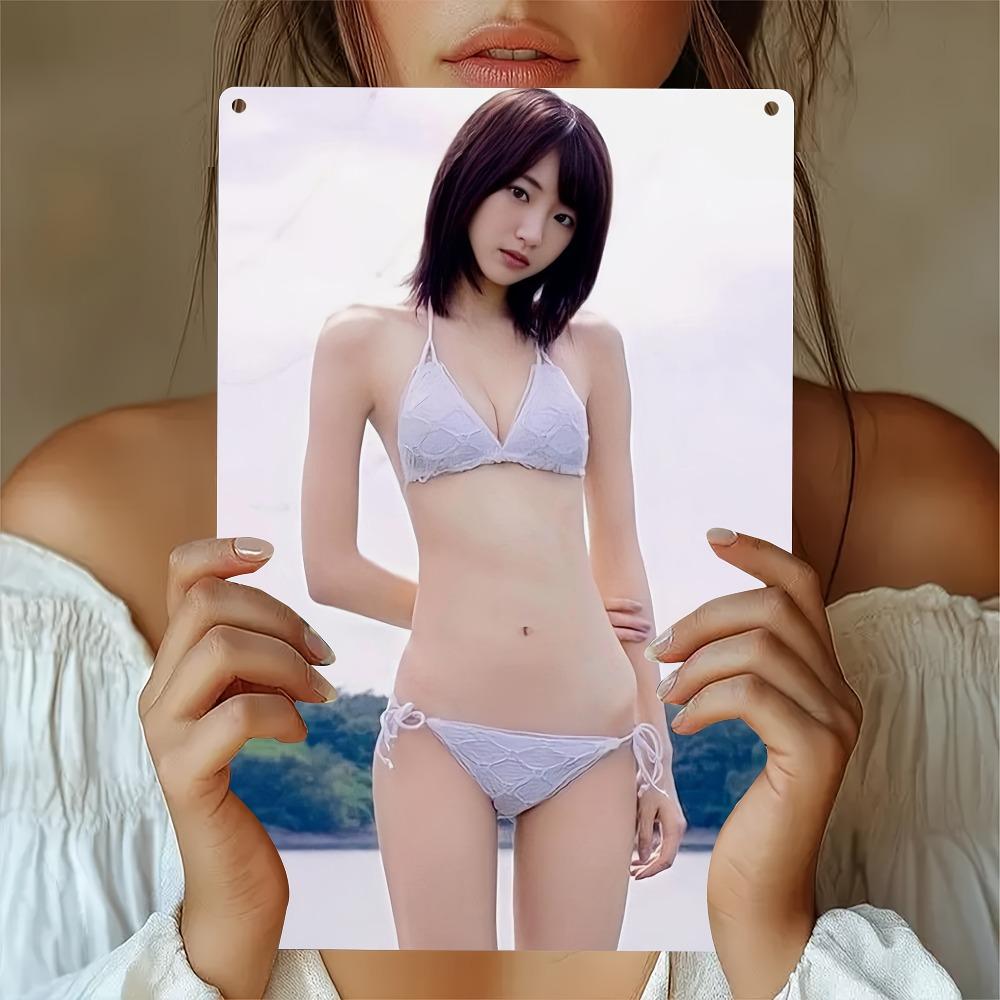 

Vintage Lakeside Bikini Beach Metal Wall Art Sign for Outdoor Garden Patio Decor 20x30cm небо синє кольору