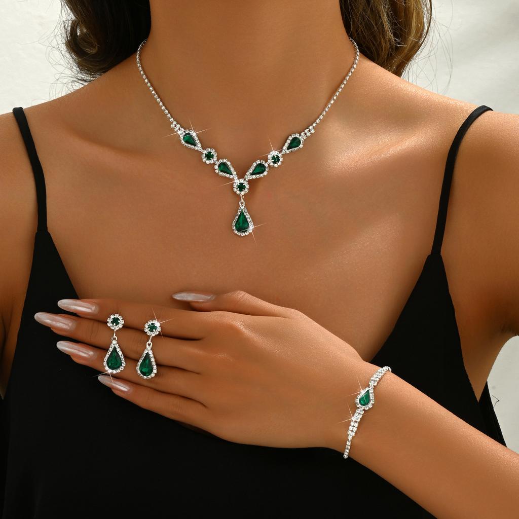 Bridal Jewelry Three-Piece Set Green Diamond Necklace Earrings Three-Piece Set Jewelry