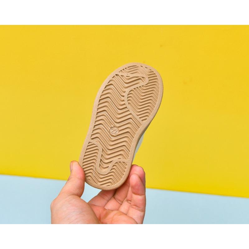Nouveautés Baskets pour Enfants, Chaussures Décontractées à Bout Coquille pour Enfants, Chaussures pour Bébés et Tout-Petits, Chaussures de Marche & Baskets Blanches.