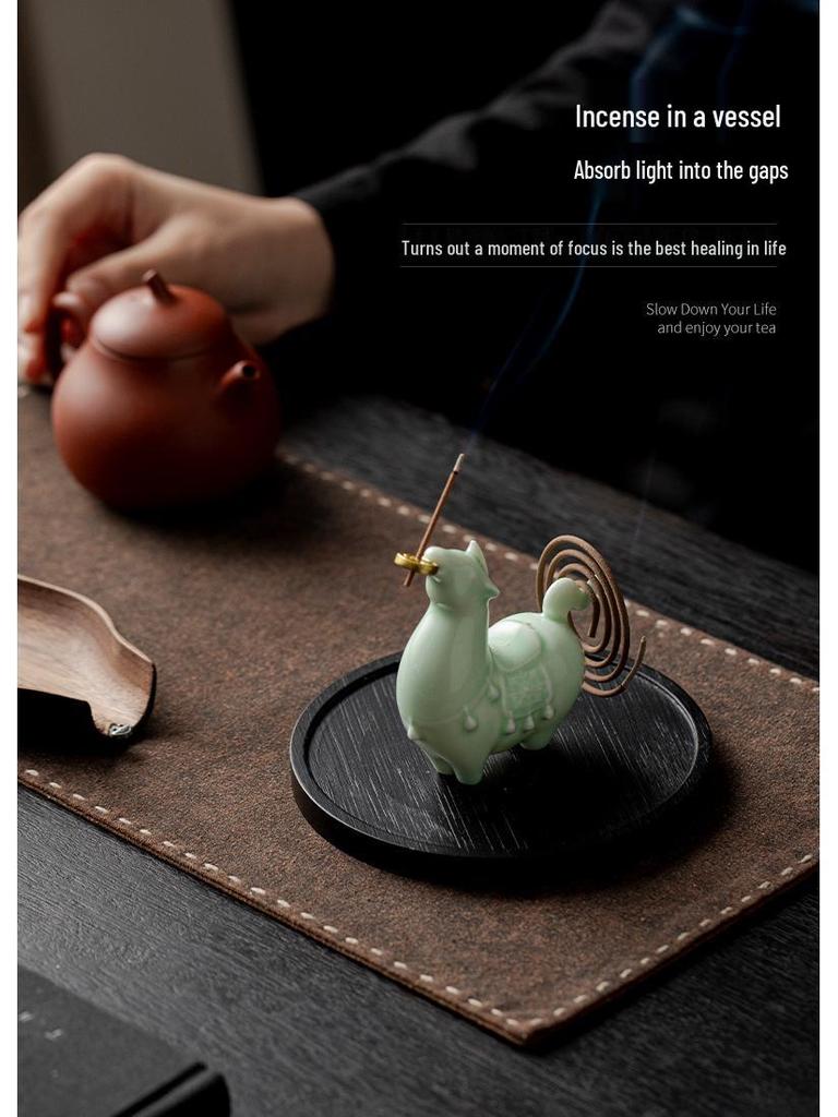 Charming Ceramic Horse Incense Holder: Cute Ornament & Tea Pet for Wealth Attraction