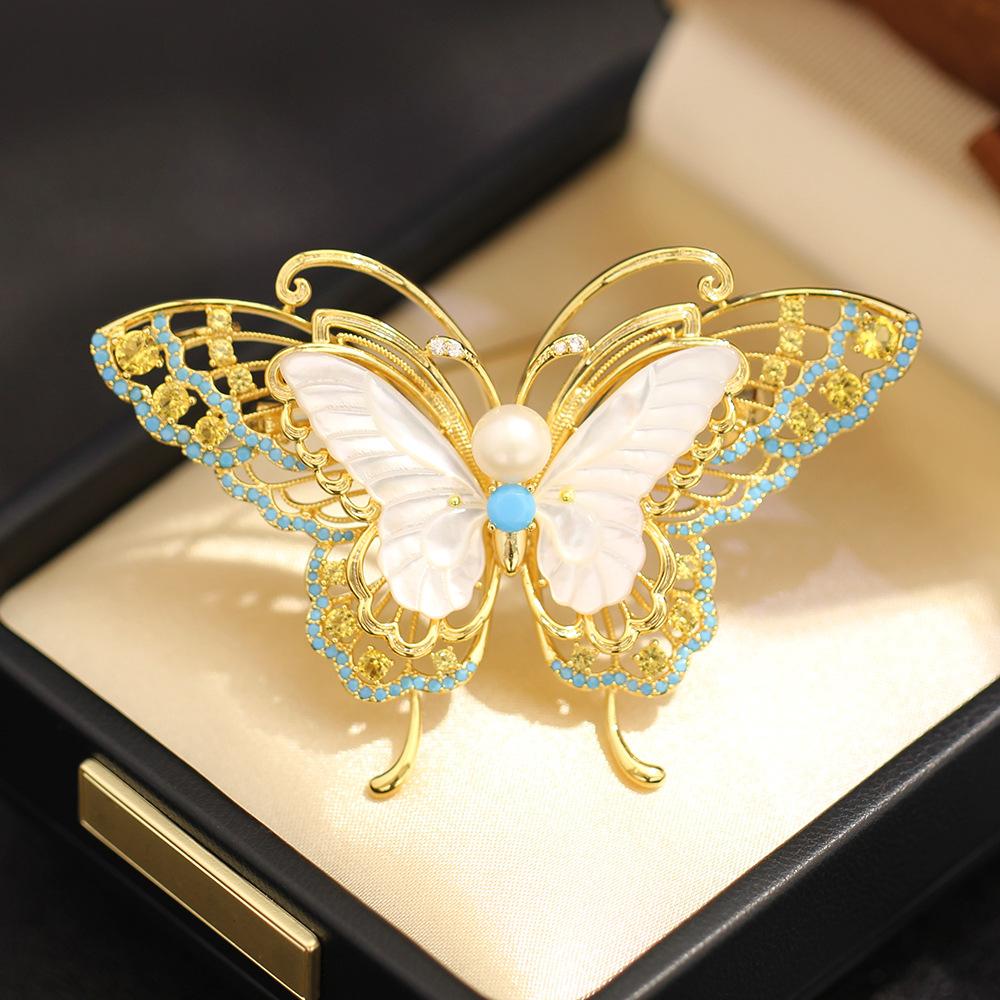 Light Luxury High-end Blue Zircon Inlaid Stone Butterfly Brooch Temperament Natural Fritillary Pearl Wings Insect Pin Female