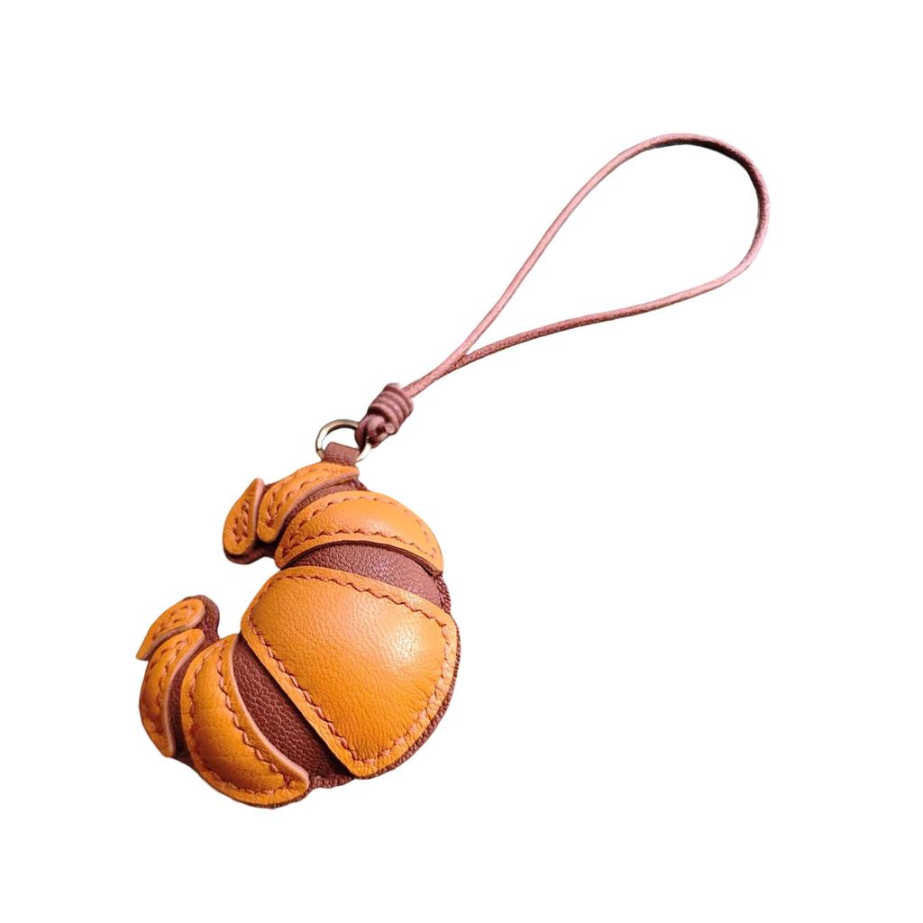 Leather Croissant Charm Keychain Stylish Key Ring Handmade Keyring Fashionable Women Girls Bag Pendant Accessory