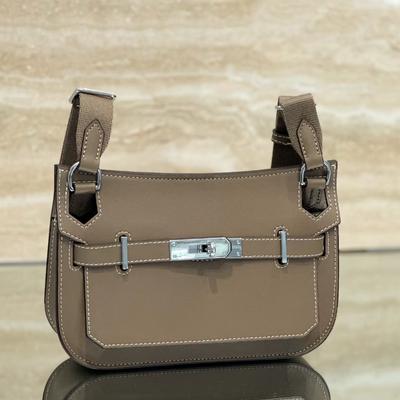 Nova Bolsa Feminina de Couro de Bezerro Mini Estilo Cigano Transversal de Ombro Único Mensageiro
