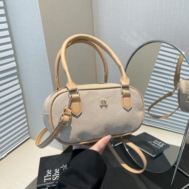 2025 spring new casual foreign style shoulder bag simple fashion pillow bag messenger bag trendy women's bag high sense
