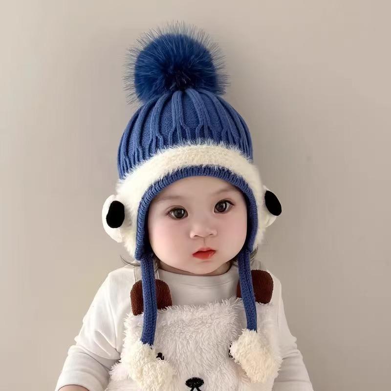 Infant Cute Warm Knitted Hat with Ear Protection for Boys & Girls - Ideal for Autumn & Winter.