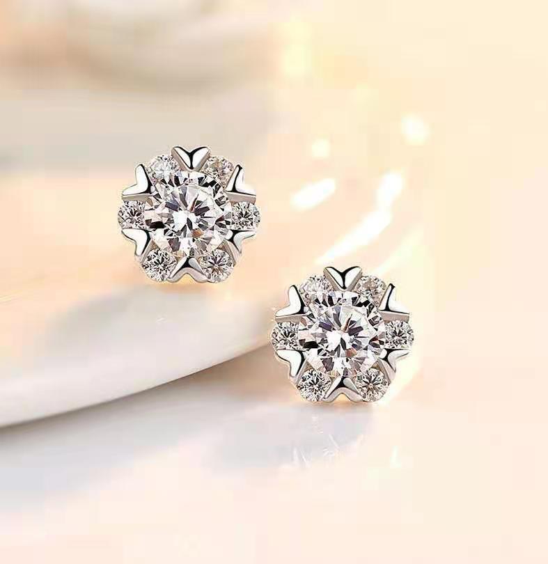 

Серьги Звездный Снег Гексаграмма Темпераментные Милые Универсальные Японские и Корейские Классические