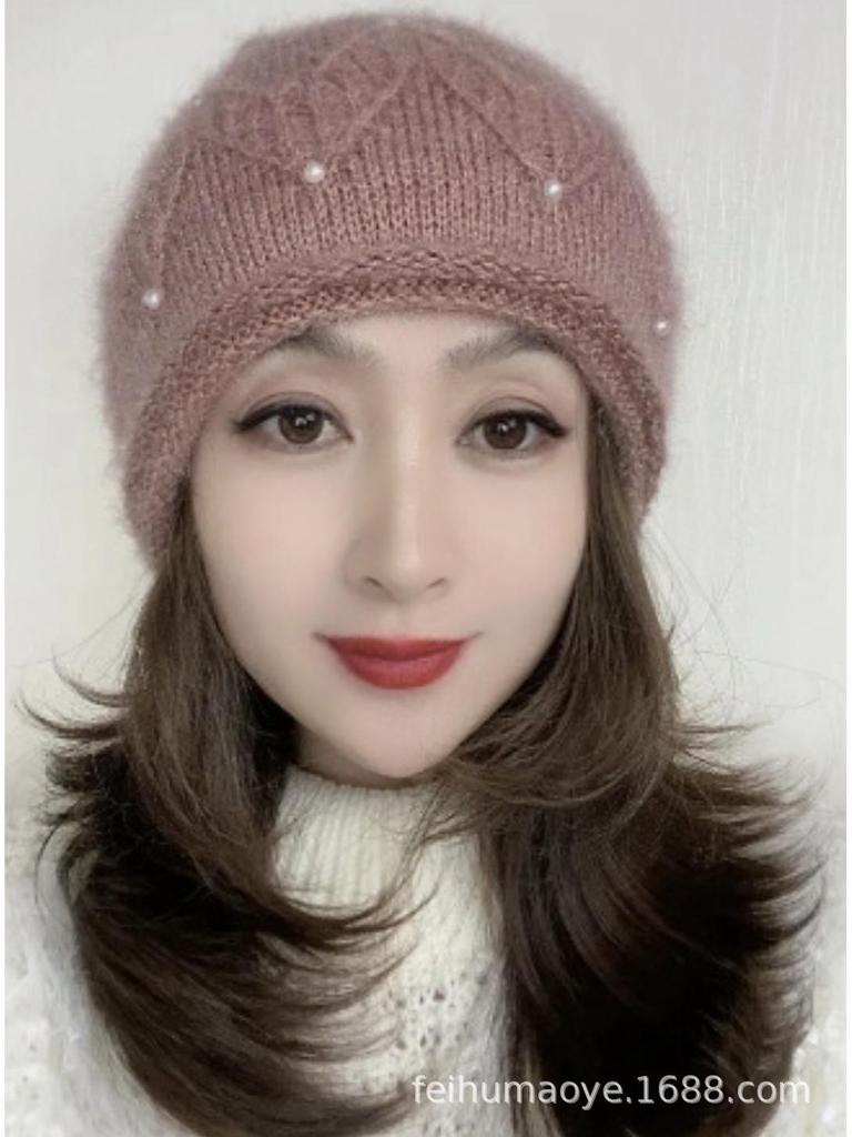 Stylish Double-Layer Squirrel Fleece Knit Hat with Curled Edge and Earmuffs