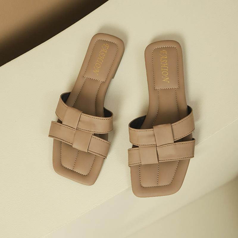 Square-toed thick-heeled cool slippers for women's outer wear summer new fashion woven one-word beach slippers