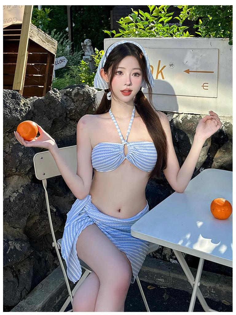 2025 Cute Women's Three-Piece Bikini Set: Sweet Cover-Up & Slimming Beachwear